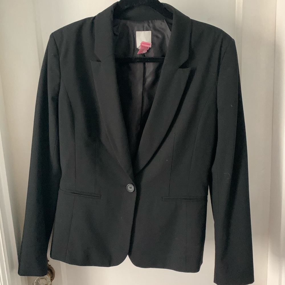 Nordstrom brand blazer. Amazing condition
